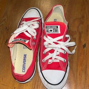 Red low top converse